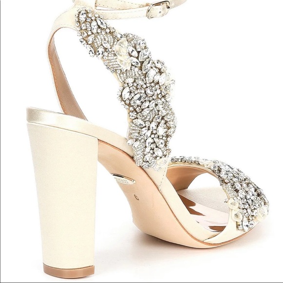 Badgley Mischka heels size 6 - Picture 2 of 3